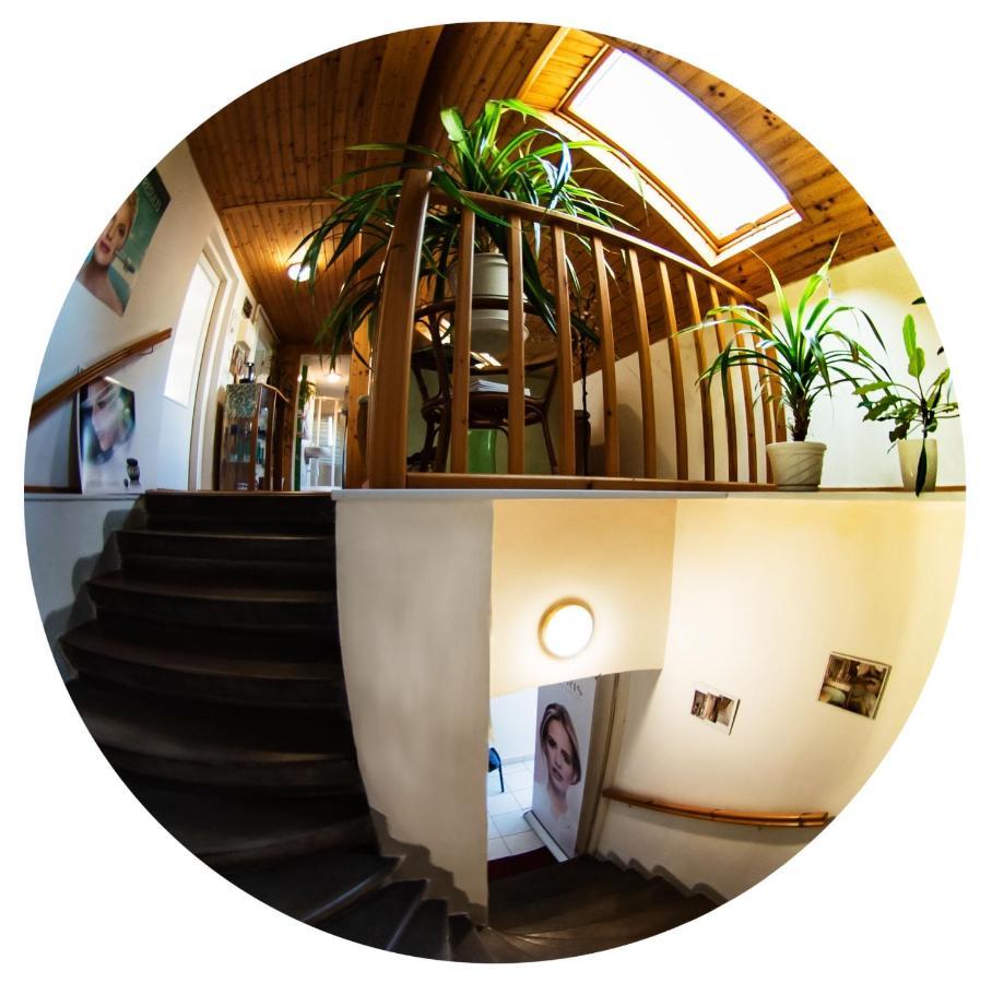 Beauty-Spa Apartment เดชชิน ภายนอก รูปภาพ